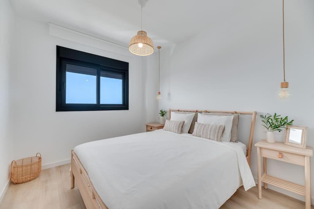 Apartamento Lxr Nova Marina 2hab Vistas Al Mar