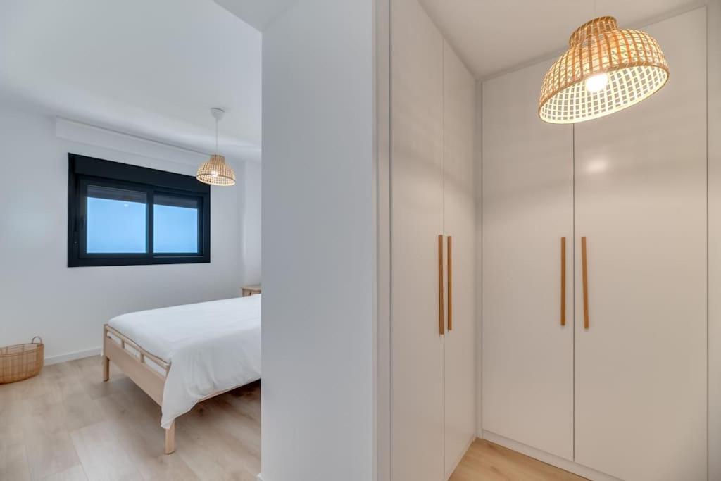 Apartamento Lxr Nova Marina 2hab Vistas Al Mar *